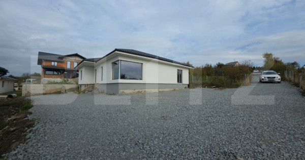 Casa 118 mp, 6 ari teren, zona Subcetate