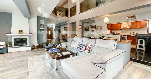 De vanzare casa individuala stil mediteranian curte 704 mp B