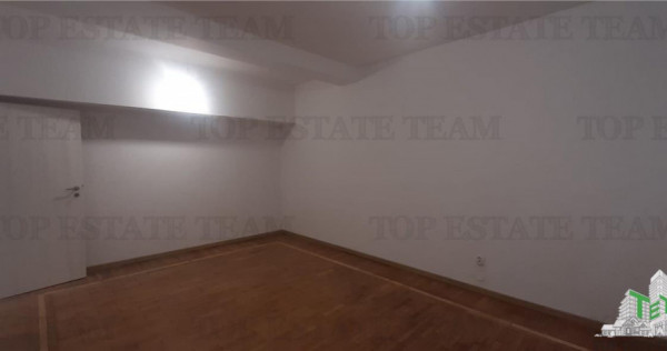 Spatii birou / comerciale de inchirat ,Universitate, 10 eur