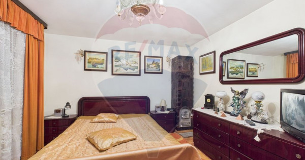 Casă / Vilă cu 5 camere de vânzare în orașul Negru V...