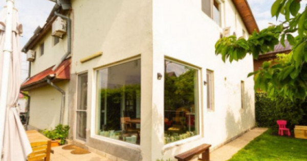 VILA parter si etaj- PIPERA