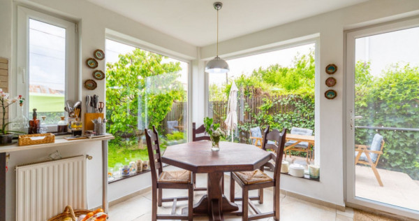 VILA parter si etaj- PIPERA