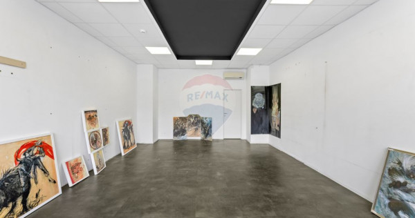 Spațiu comercial de 57mp de vânzare în Piața Avram Ia...