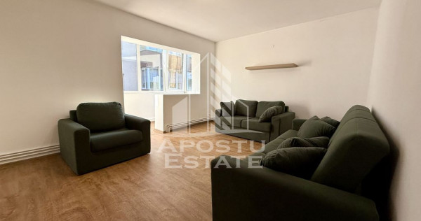 Apartament cu 3 camere, 2 bai, centrala proprie, zona Soa...