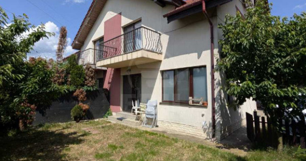 De vânzare casă tip duplex în Florești, într-o zonă exclusiv de case !