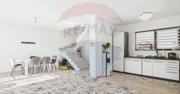 Duplex 85 mp utili, curte 200 mp – vedere la lac și p?...