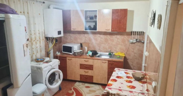 Casa cu 3 camere zona PACII