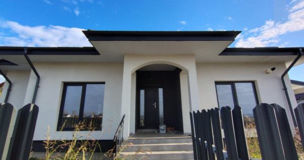 Vorovesti-Casa individuala cu 4 camere, plan parter