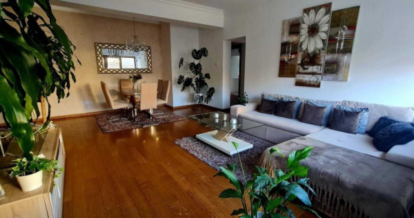 4 camere in imobil interbelic, Titulescu-Alexandru Ioan Cuz