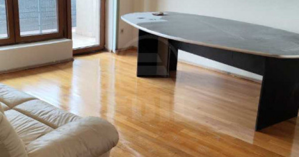 Apartament de 3 camere, decomandat, zona Calea Turzii