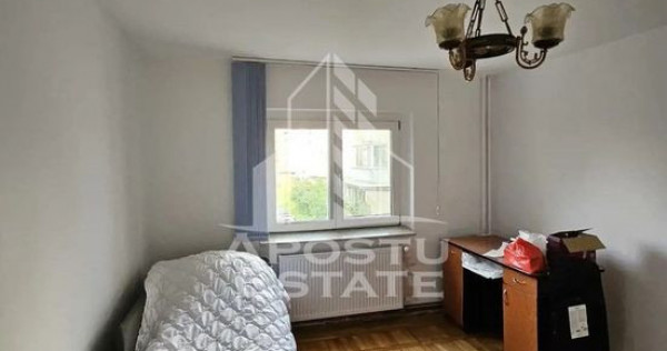 Apartament cu 2 camere, decomandat, etajul 1, centrala pr...