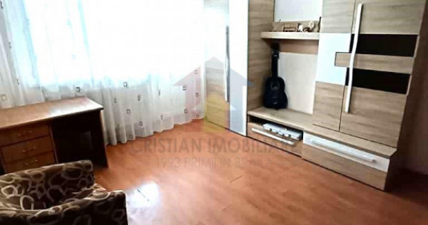 VEZI VIDEO! Ap 2 cam Confort 1 Decomandat Etaj 3 , Radu Negr