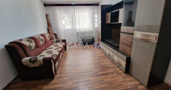 Închiriere apartament 3 camere, Str Victoriei