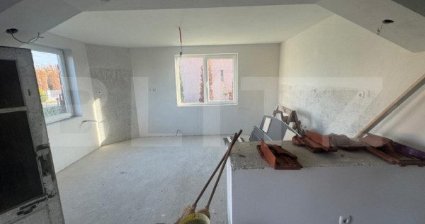 Casa cu 4 dormitoare de vanzare , 180mp, teren 1000 mp, Dece