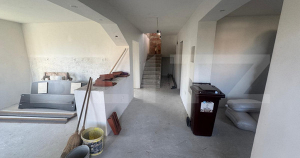 Casa de vanzare ,180mp Decebal-Vetis