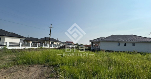 Teren intravilan 900 mp - Valea Rusului