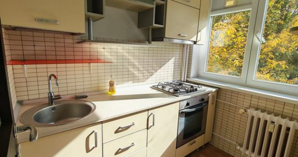 Garsoniera renovata Aparatorii Patriei