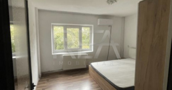 3 camere, decomandat, et 2/4, centrala- Uverturii