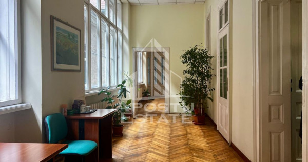 Apartament cu 5 camere,zona Ultracentral