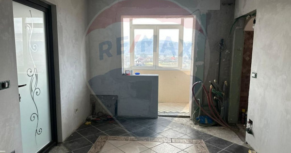 Apartament cu 2 camere de v&acirc;nzare Savinesti