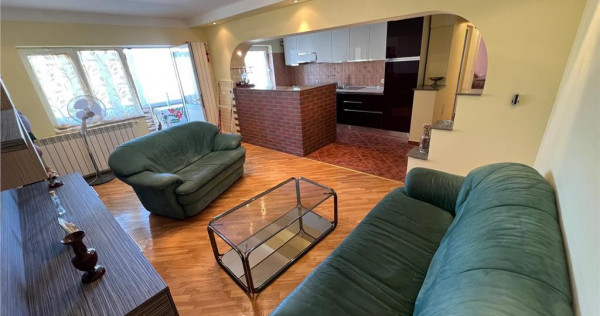 Apartament 3 camere, etaj 3/4, zona Inspectoratul Scolar ...