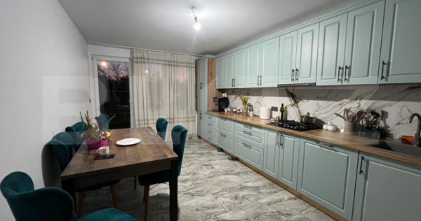 Casa de vanzare pe 2 nivele, 180 mp, teren 745 mp, zona Titu