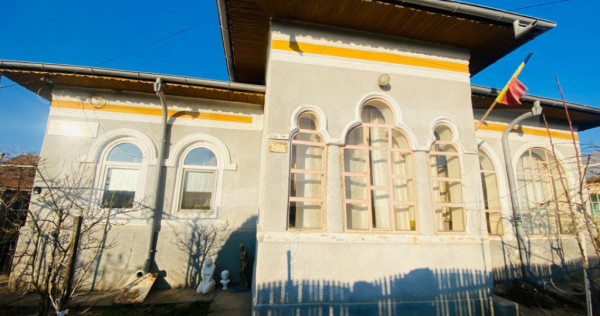 Casa pe parter, 2.753 mp teren, Marotinu de Sus