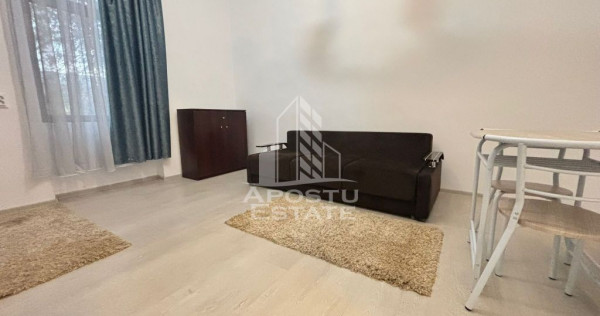 Garsoniera in zona Complexului Studentesc, centrala proprie