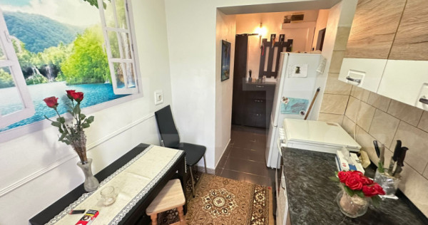 Apartament 2 camere, semidecomandat, 40 mp, zona Micro &ndash; m