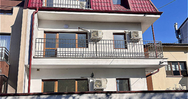 Vila de inchiriat-Finisaje la alegere-Renovata 2025-Destinat