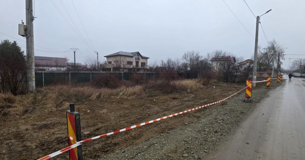 2 loturi 1000 mp Strada Pinului - 1 Decembrie