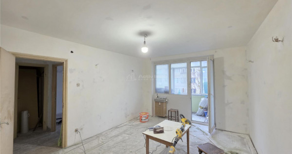 3 camere in renovare - Maior Coravu - Vatra Luminoasa