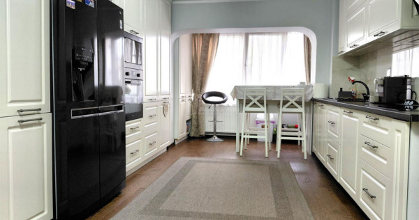 Baia Mare Apartament lux 4 camere ultracentral mobilat si ut