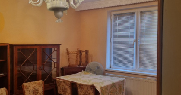 APARTAMENT DE VANZARE IN CENTRU