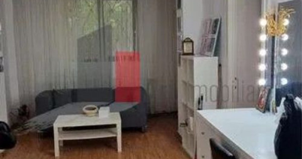 Primaverii, bloc cu regim mic de inaltime, locuit sau inv...