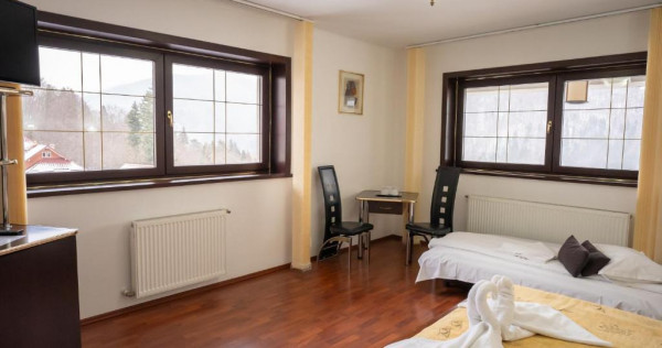 Pensiune cu 21 camere situata in Sinaia