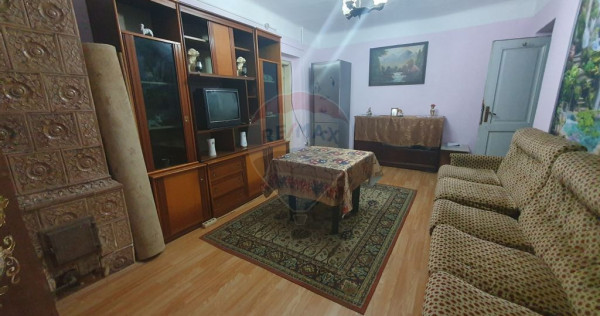 Apartament 2 camere in Casă / Vilă de vanzare str. Camp...