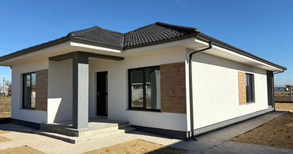 Casa Santandrei, 162 000 E (neg). Comision 0.