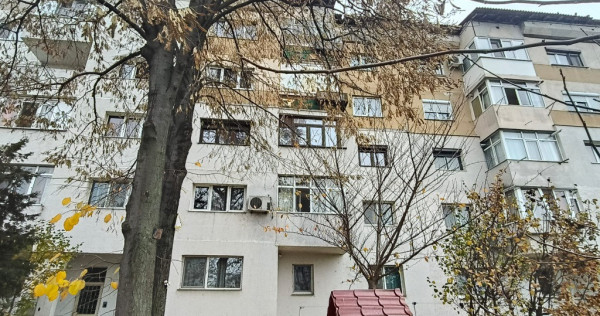 Apartament două camere decomandat Milcov