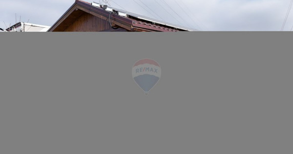 Casă cu grădină amenajată | Oază privată de relaxar...