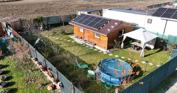 Casă cu grădină amenajată | Oază privată de relaxar...