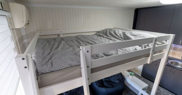 Garsoniera de inchiriat in zona Crangasi