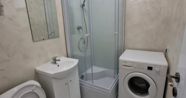 Cameră de cămin cu baie proprie,zona Bularga,cu chirias(250euro)