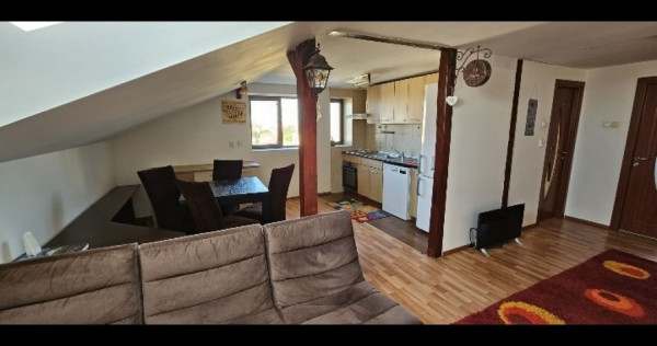 Apartament cu 3 Camere Decomandate Zona Obcini