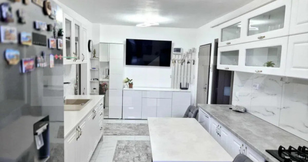 Apartament 3 camere, 64.30 mp, zona CUG