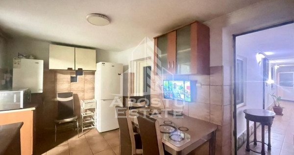 Apartament doua camere la casa