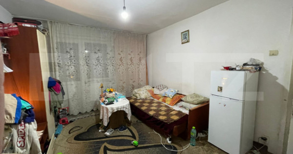 Apartament 3 camere, 52.50 mp, zona Cornitoiu