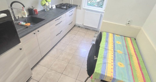 Apartament 2 cam renovat Manastur-Big,et.2,48mp+2 balcoane,CT,mobilat