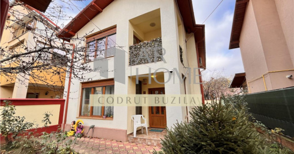 Casa 5 camere, Ploiesti, zona Bd. Castanilor