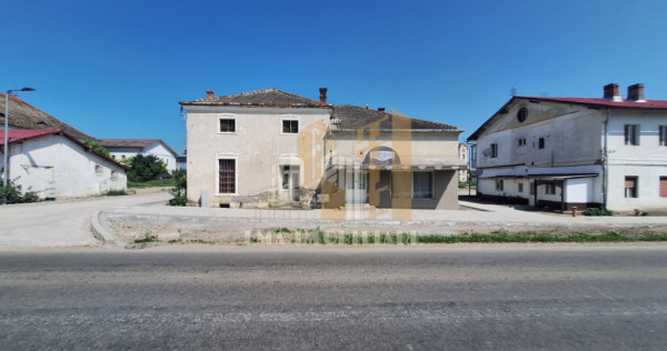 Casa si centru comercial Bod Colonie